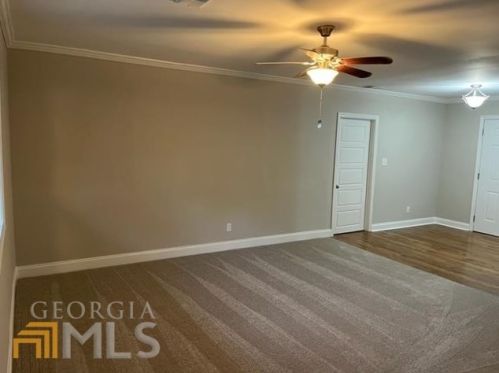 655 Burney St, Madison, GA 30650-1005