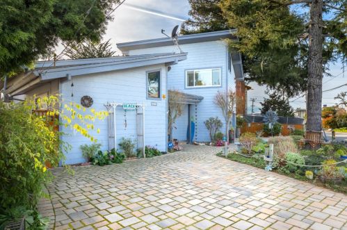 627 Seacliff Dr, Aptos, CA 95003-3538