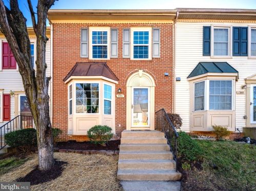 7341 Rhondda Dr, Lorton, VA 22079-1570