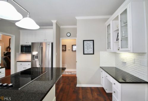 156 Wexford Ct, Stockbridge GA  30281-6306 exterior