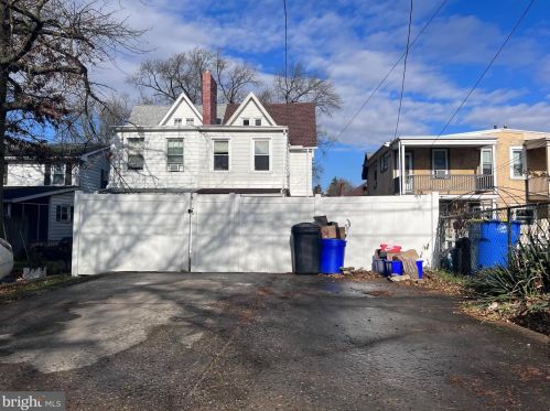 1418 1st Ave, York PA  17403-1942 exterior