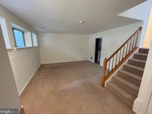 7 Dawn Vw Ct, Silver Spring MD 20904-1252 exterior