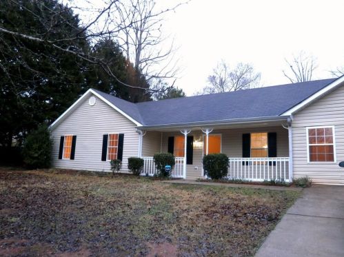 285 Mountain Way, Porterdale, GA 30016-7195