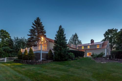 96 Railtree Hill Rd, Woodbury, CT 06798-2601