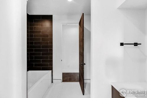 3996 26 St, Boulder CO  80301-1657 exterior