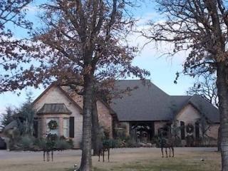 614 Rockford Rd, Ardmore, OK 73401-3017