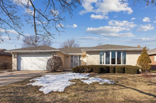 7600 Hemlock Dr, Orland Park, IL 60462-4206