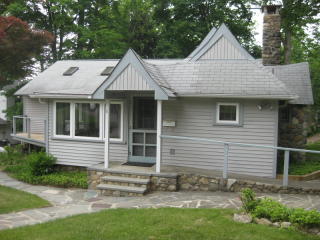 6 Elm Ter, Fredon, NJ 07860-6827
