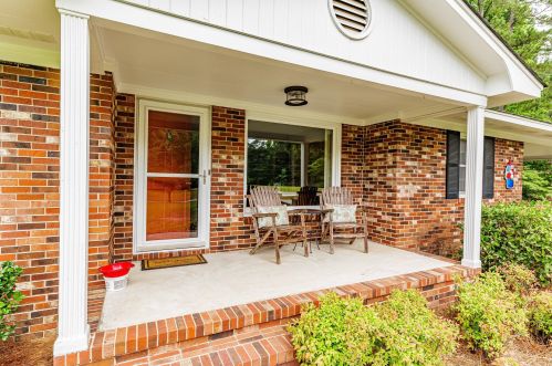 1001 Spruce Ct, North Augusta, SC 29841-9326