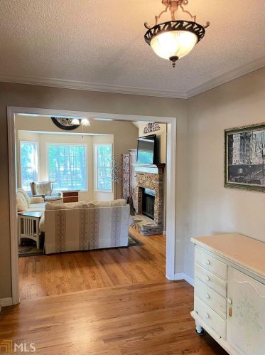367 River Point Dr, Mcdonough, GA 30252-4150