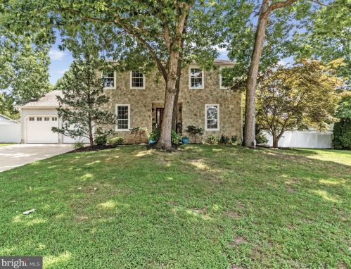 101 Crisfield Ct, Erial, NJ 08081-4312
