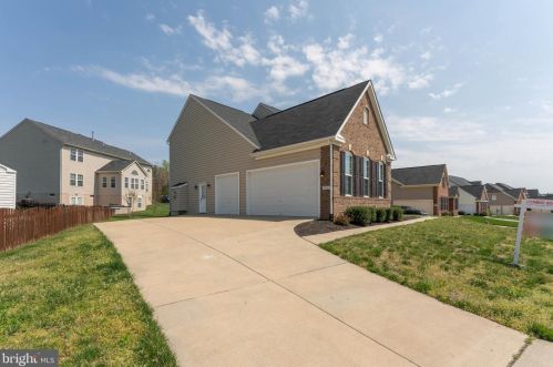 9427 Reservoir Rd, Fredericksburg, VA 22407-9220