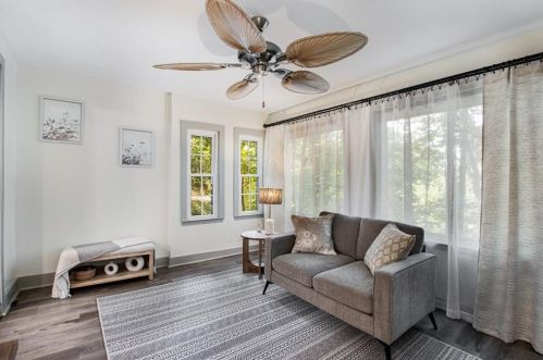 178 Barone Pl, Atlanta GA  30327-1073 exterior