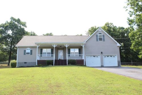 151 Gaskins Rd, Dickson, TN 37055-3551