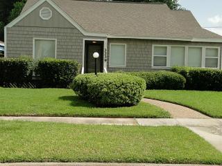 3339 Wentworth St, Houston TX  77004-6316 exterior