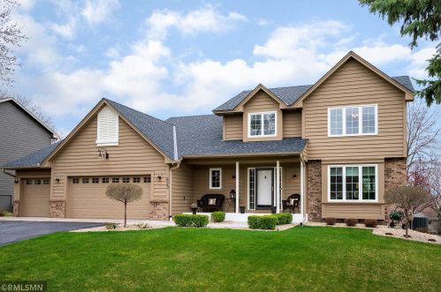 623 Crimson Leaf Ct, Saint Paul, MN 55123-3046