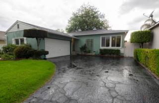 325 Glenwood Pl, Burbank, CA 91506-2033