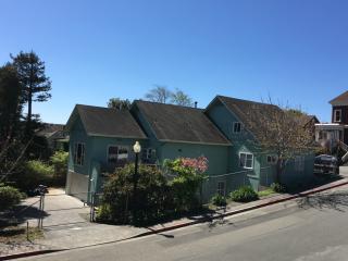 992 F St, Arcata, CA 95521-6213