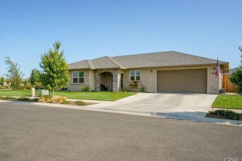 3504 Rogue River Dr, Chico, CA 95973