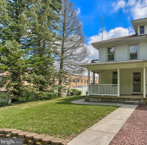 2332 Queen St, York, PA 17402-4939
