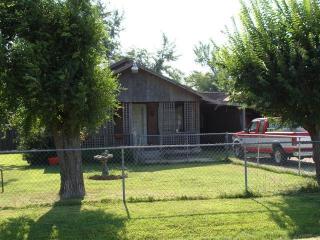 2818 P St, Miami, OK 74354-2225