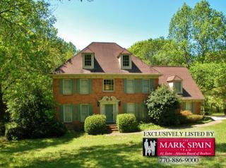 2535 Ross Rd, Lithonia, GA 30039-7330
