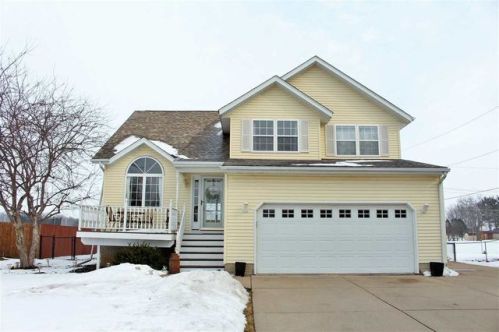 224 Briargate Dr, Cleveland, IL 61241-9663