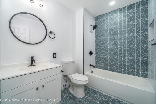 69 Byrnes Ln, Tinton Falls NJ  07724-1507 exterior