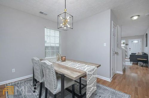 5217 Kirk Dr, Atlanta GA  30349-5882 exterior