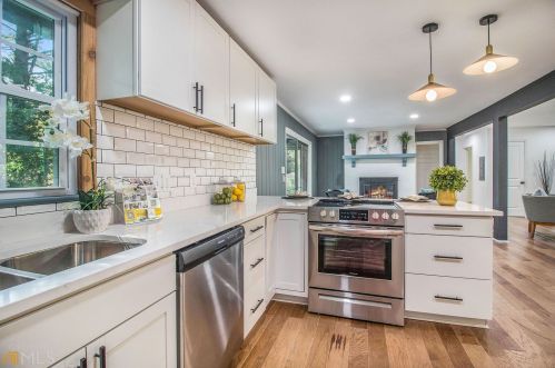 3577 Lynfield Dr, Atlanta GA  30311-2941 exterior