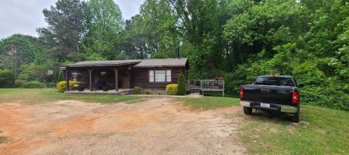5931 Ridge Rd, Hiram, GA 30141-5860