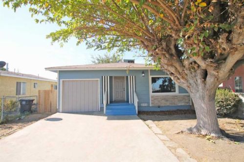 720 Pickerell Ave, Corcoran, CA 93212-1917