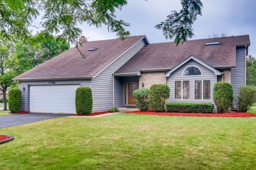 3110 Redwood Ct, Homewood, IL 60422-2267