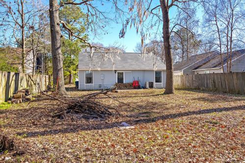 1282 Maryland Dr, Ladson SC  29456-4884 exterior