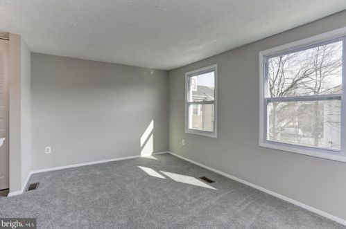 28 Avonshire Ct, Silver Spring MD 20904-6712 exterior