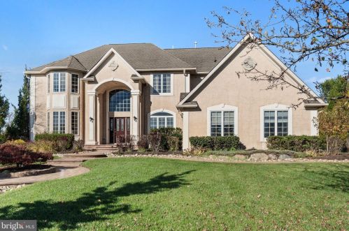 602 Balis Dr, Harrison Township, NJ 08062-2848