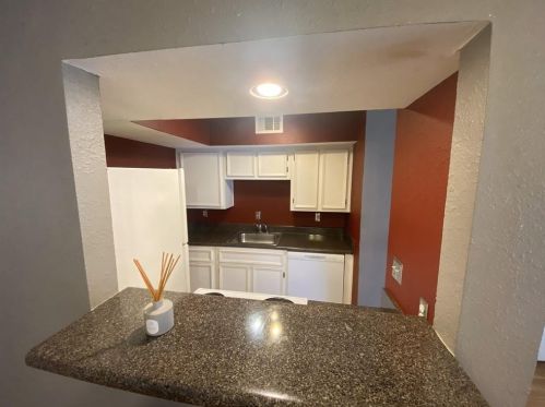 1416 Fox Hall Ln, Atlanta, GA 30316