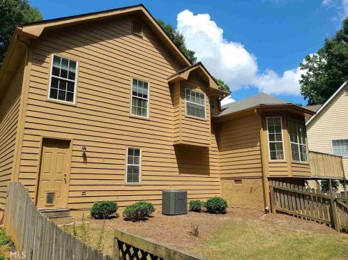 617 Crescent Ct, Stockbridge, GA 30281-6031