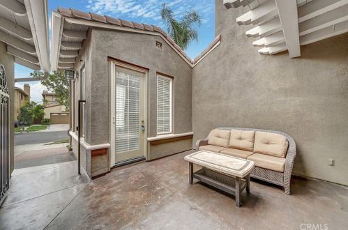 19 Highfield Gln, Irvine, CA 92618-4042