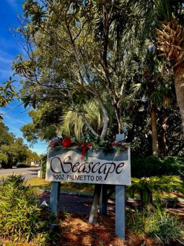 515 Seascape Ct, Isle Of Palms, SC 29451-4832