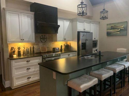 103 Martin Dr, Mc Cormick, SC 29835-3011
