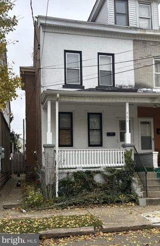 484 Logan Ave, Trenton NJ  08629-1516 exterior