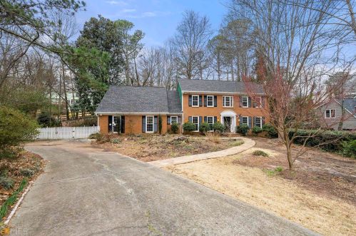 2039 Dayron Ct, Marietta, GA 30062-1787