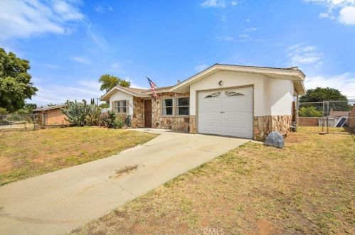 5781 Bee Jay St, Riverside, CA 92503-1707