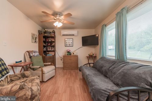 26 Raging River Rd, Falling Waters WV  25419-4247 exterior