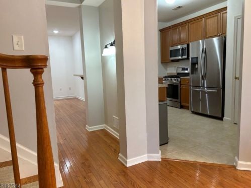 74 Hoover Ave, Princeton NJ  08540-4636 exterior