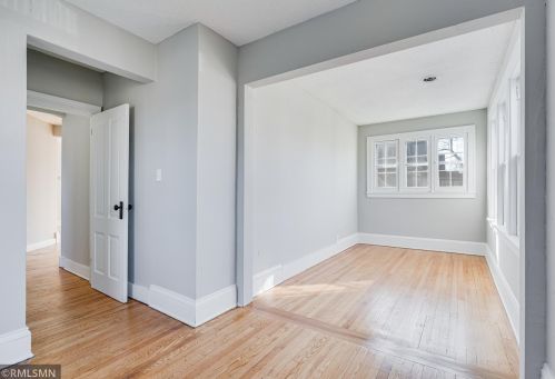 3449 Snelling Ave, Minneapolis MN  55406-2637 exterior