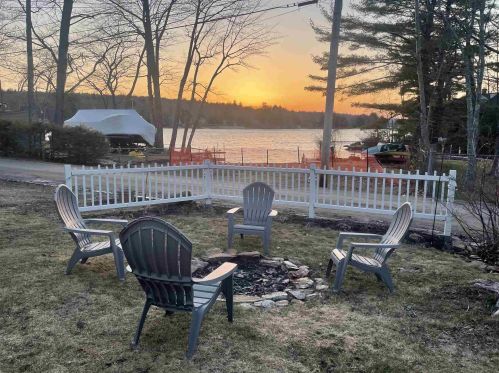 104 Water St, Barrington, NH 03884-6867