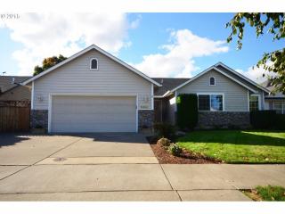 3954 Hampshire Ln, Eugene OR  97404-1026 exterior