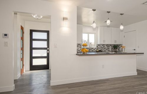 630 Hibiscus Dr, Redlands, CA 92373-6172